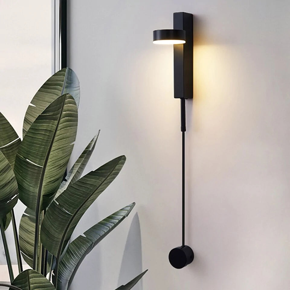 Vertical Onyx Wall Lamp